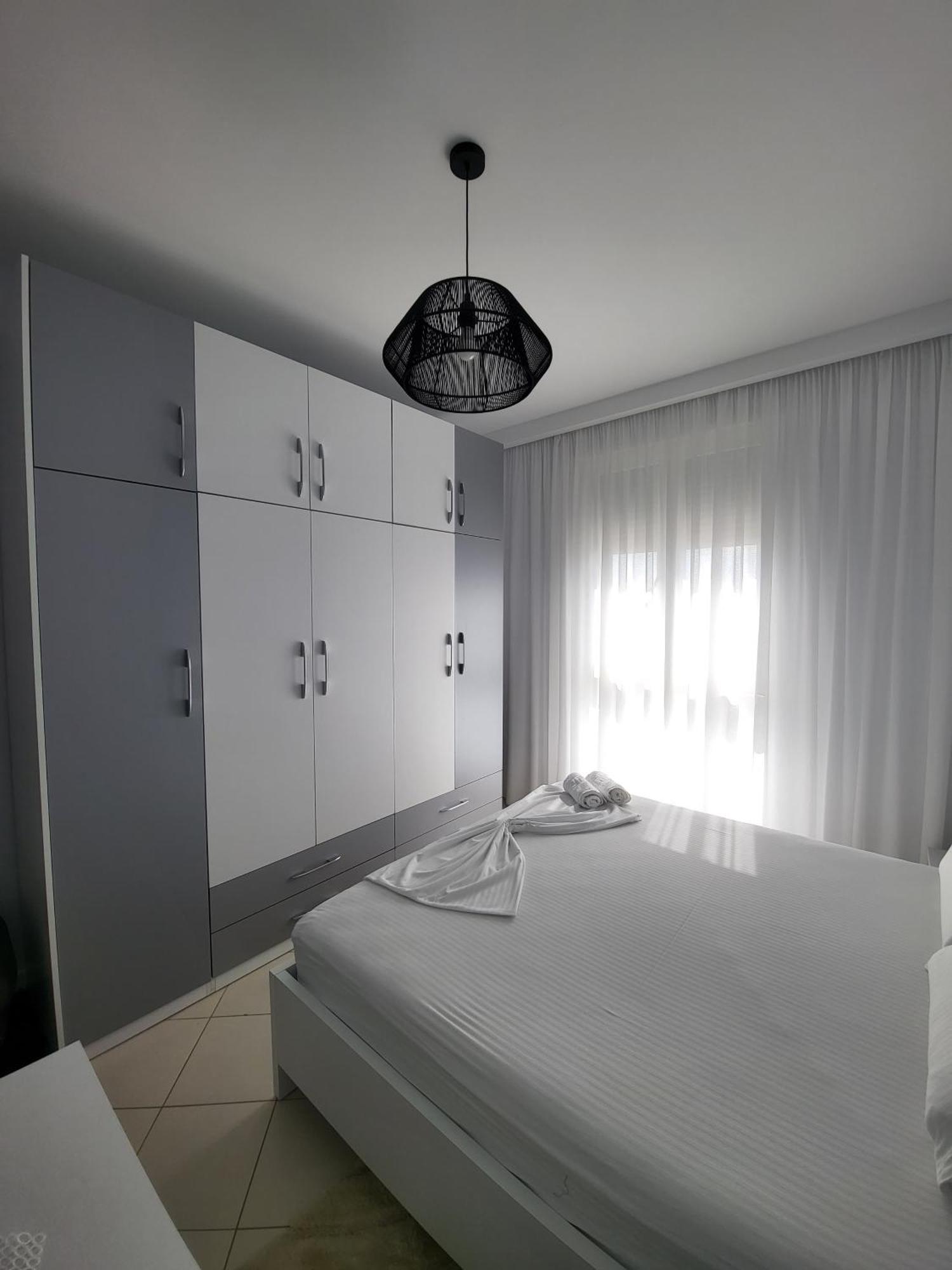 Alex'S Apartment 2 Durrës Eksteriør billede